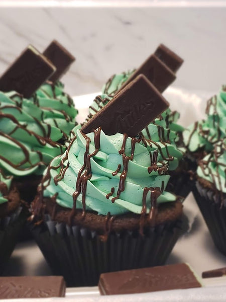 Creme De Menthe Cupcakes &amp; Cookies